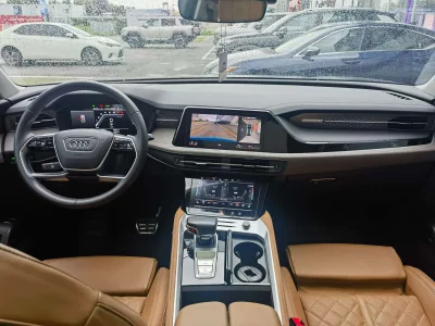 Audi Q6
