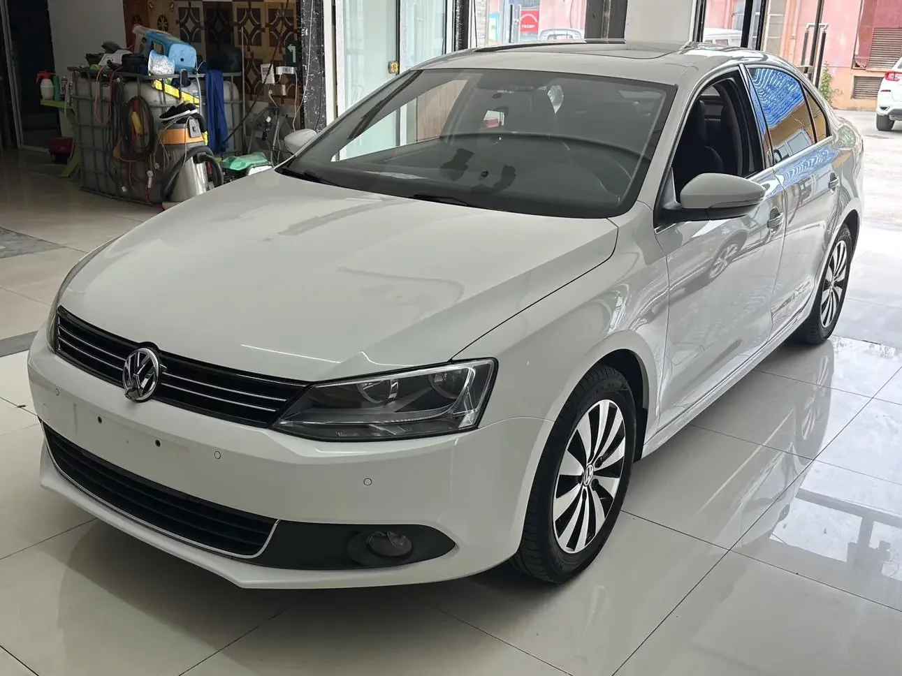 Volkswagen Sagitar