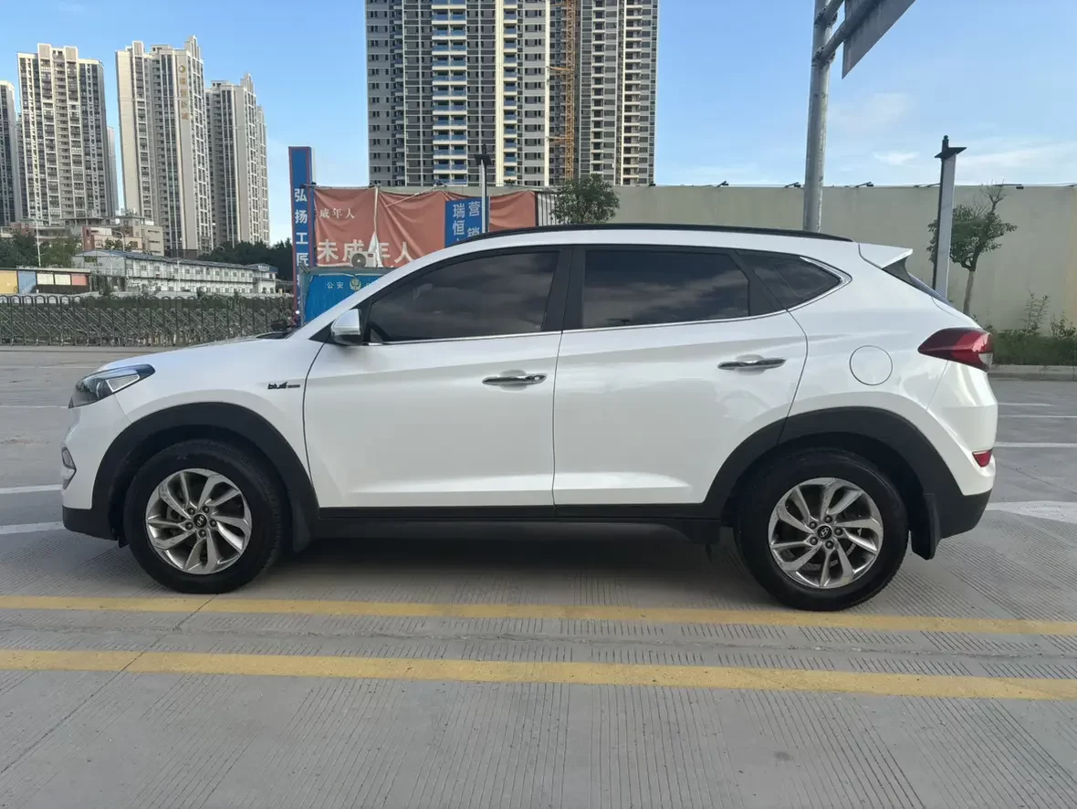 Hyundai Tucson L