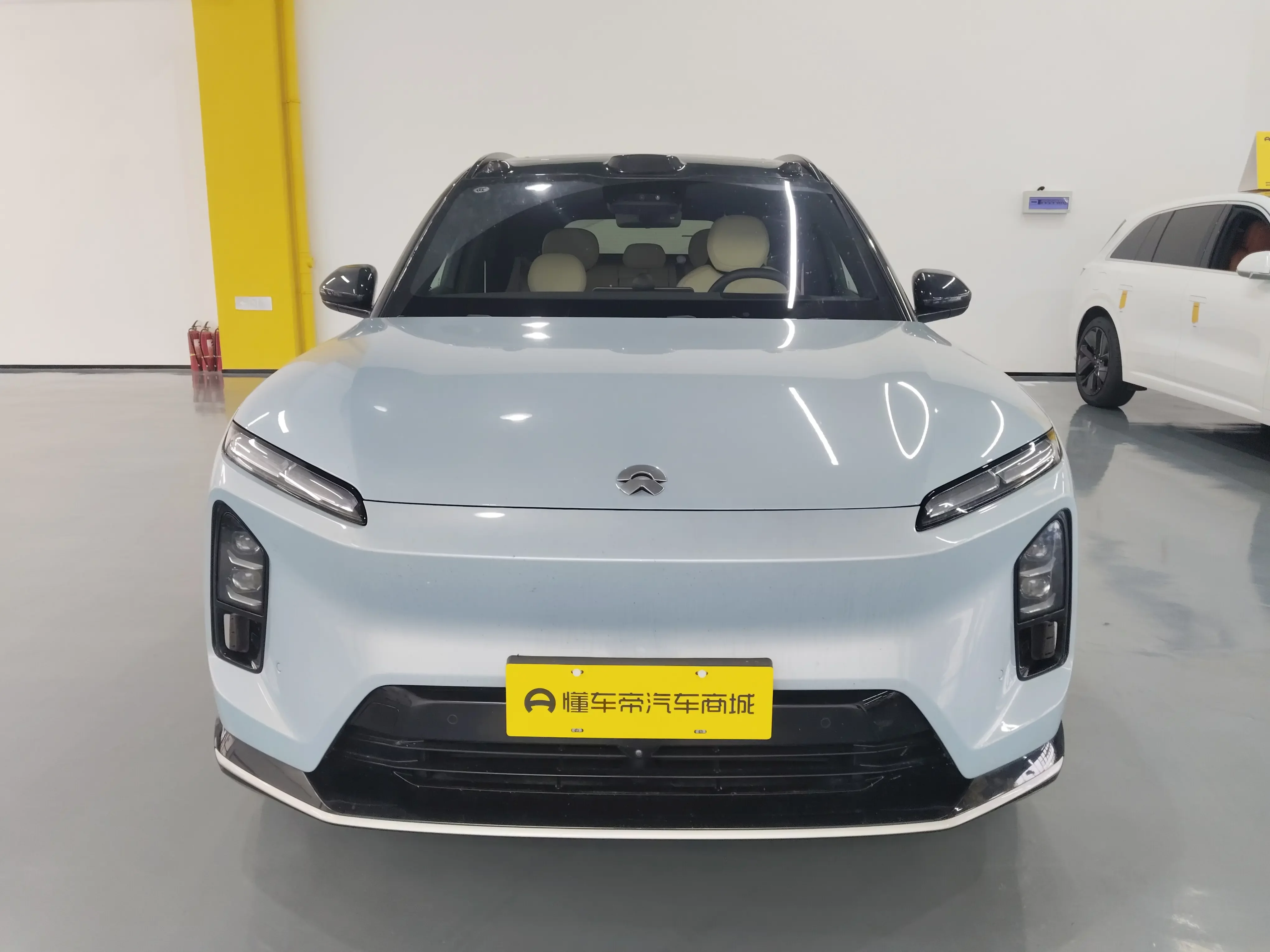 NIO ES6