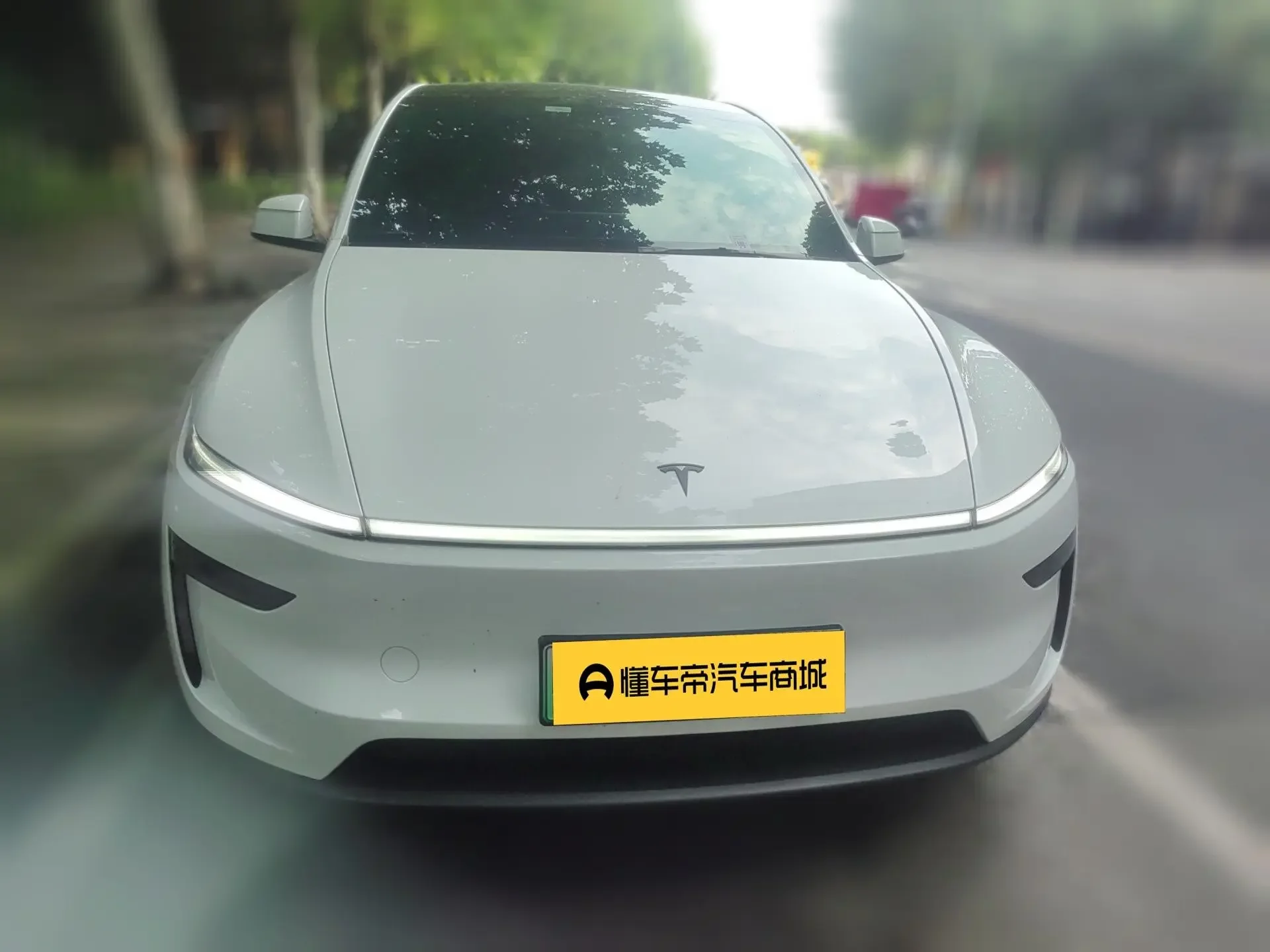 Tesla Model YL