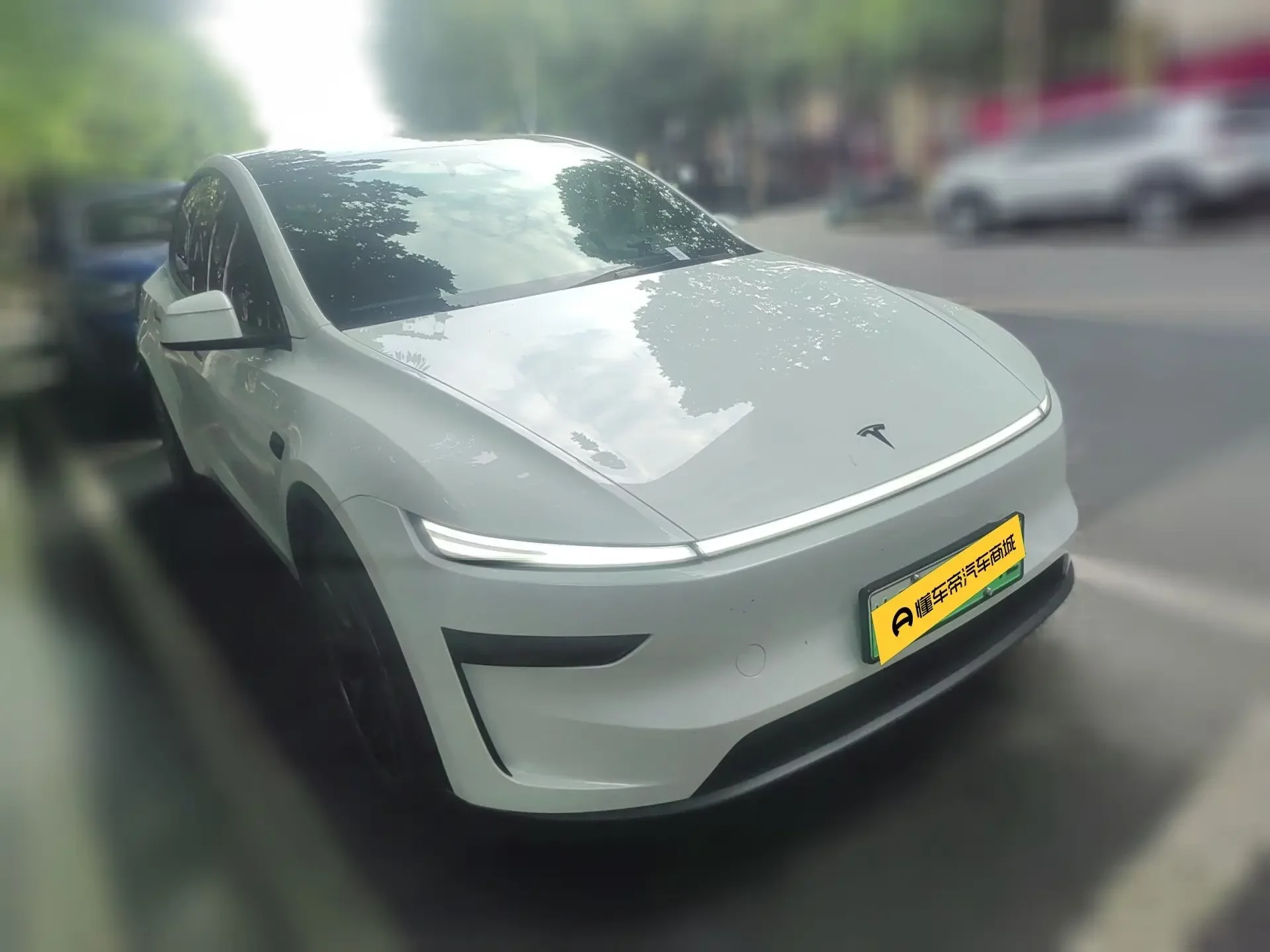 Tesla Model YL
