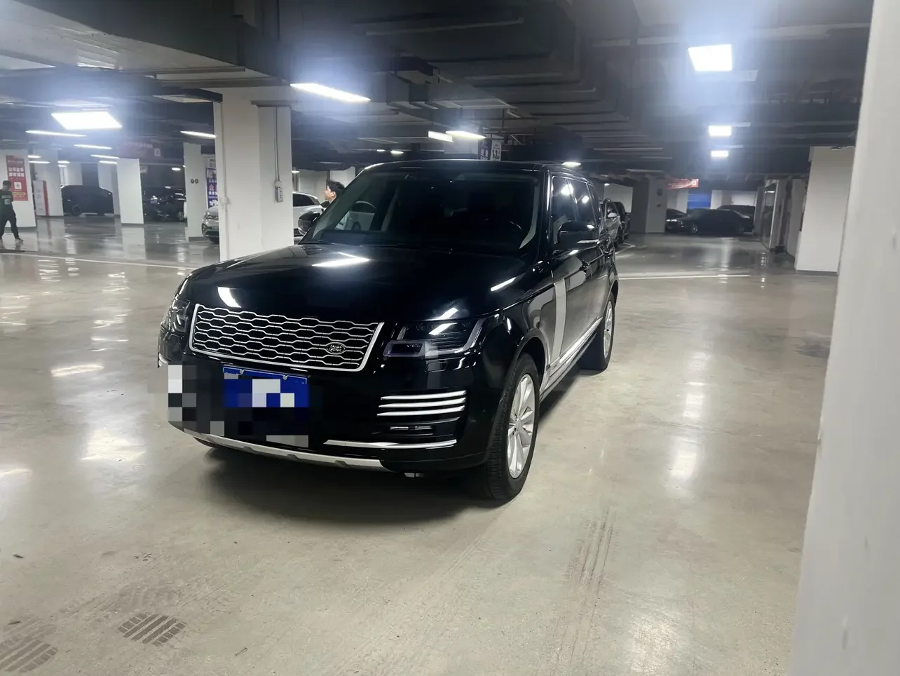 Land Rover range rover