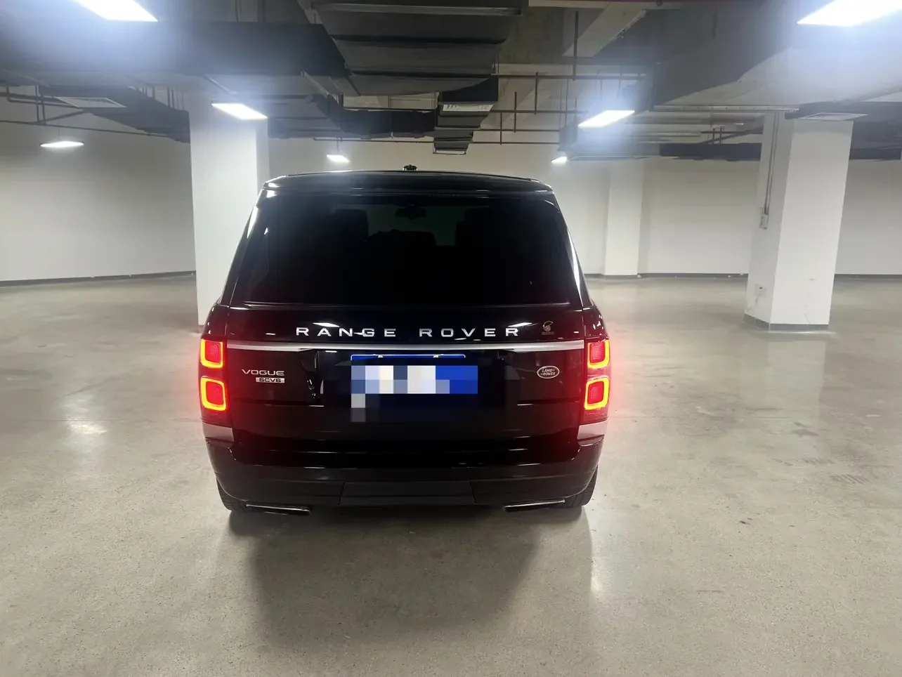 Land Rover range rover