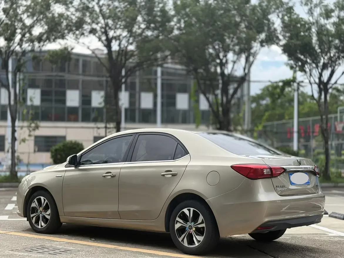 Roewe 360