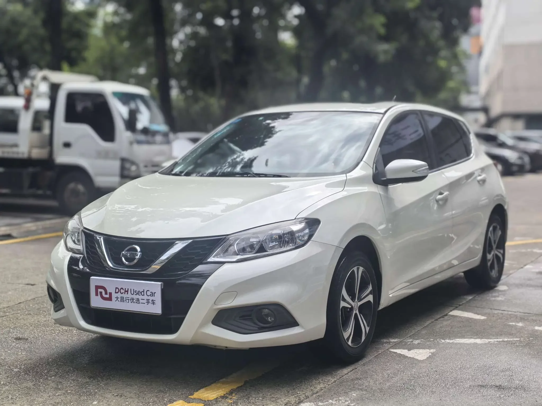 Nissan Tiida