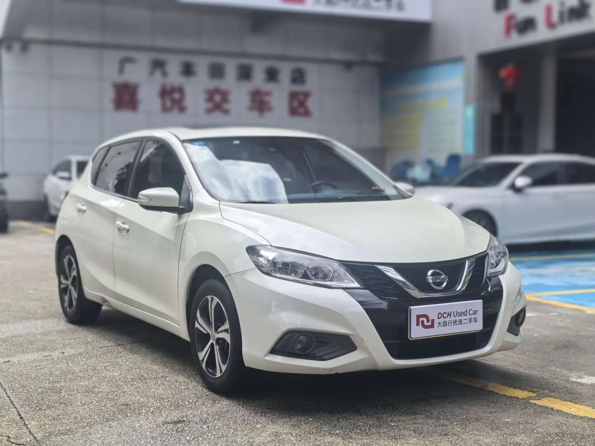 Nissan Tiida