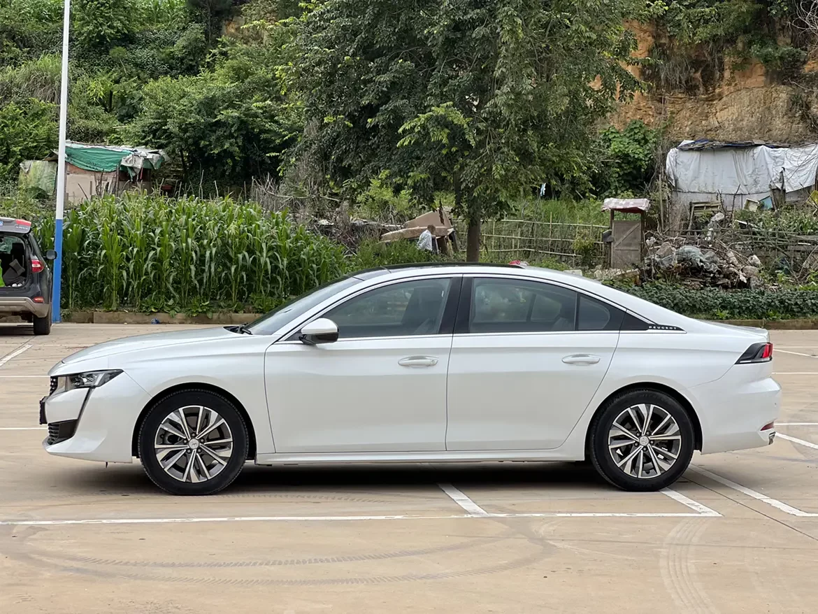 Peugeot 508L