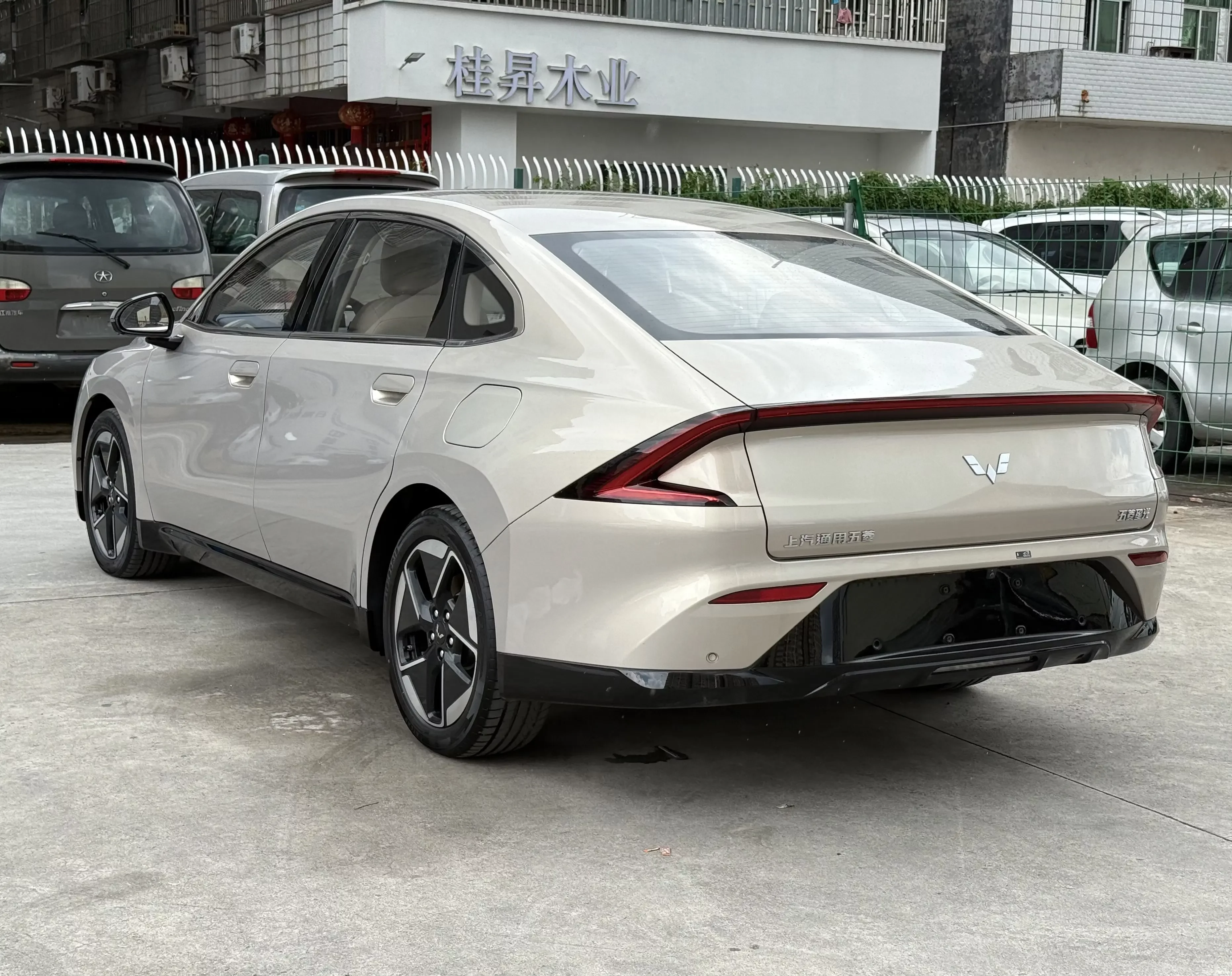 Wuling Starlight EV