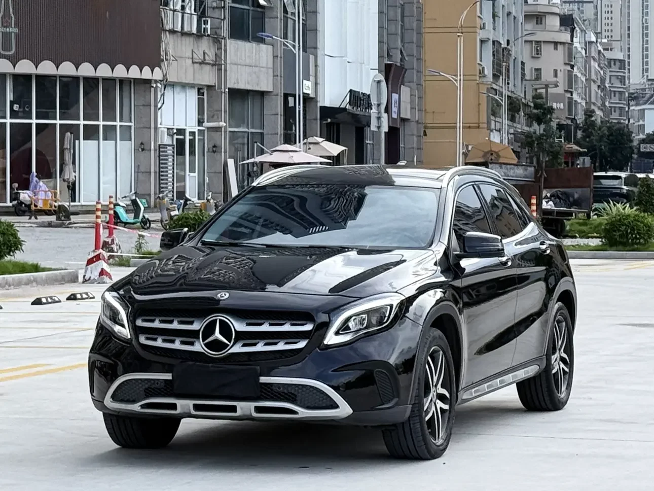 Mercedes-Benz GLA