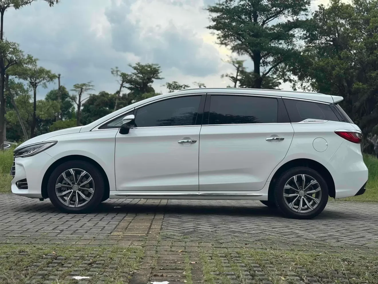 BYD Song MAX