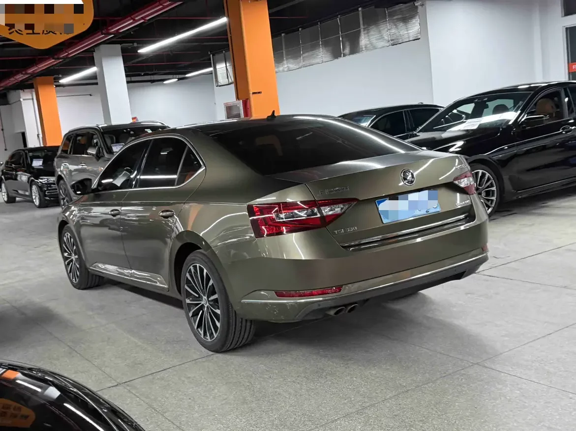 Skoda SuperB