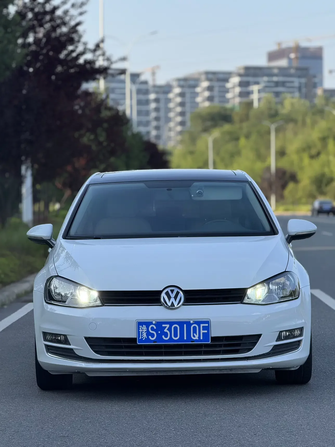Volkswagen golf