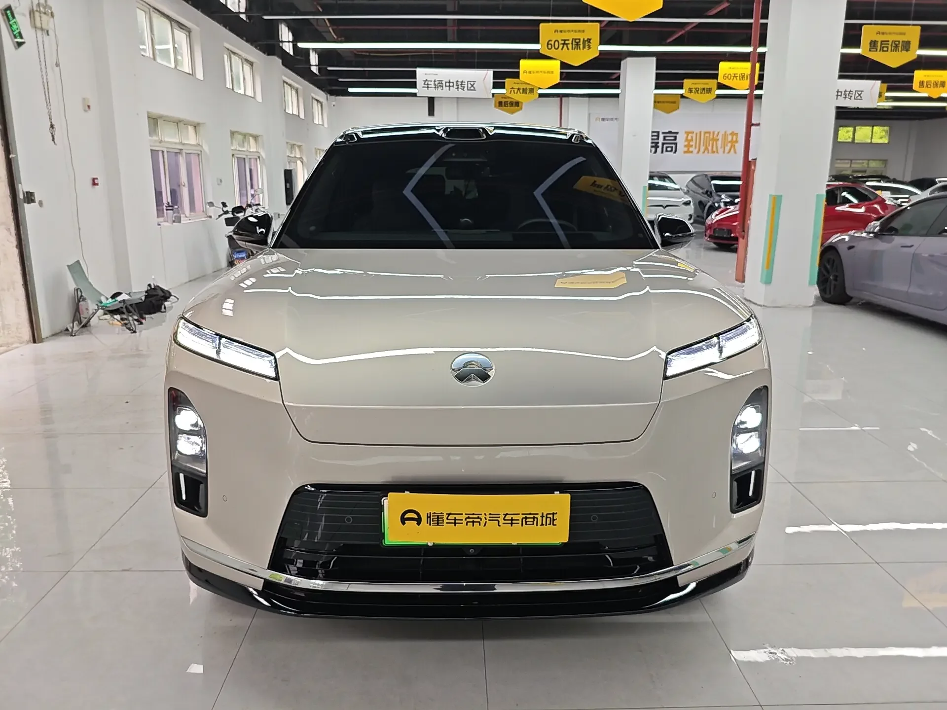 NIO ES8