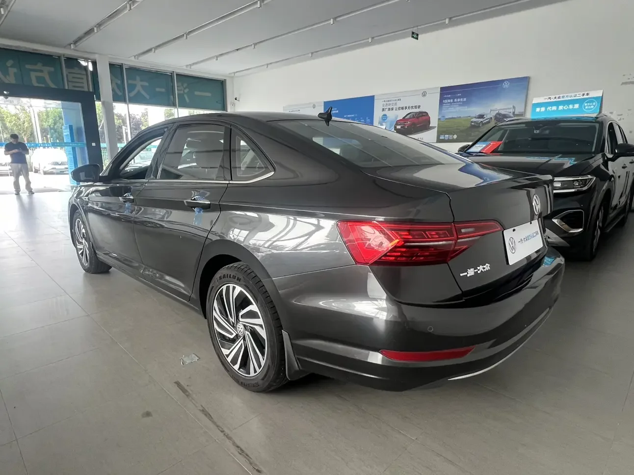 Volkswagen Sagitar
