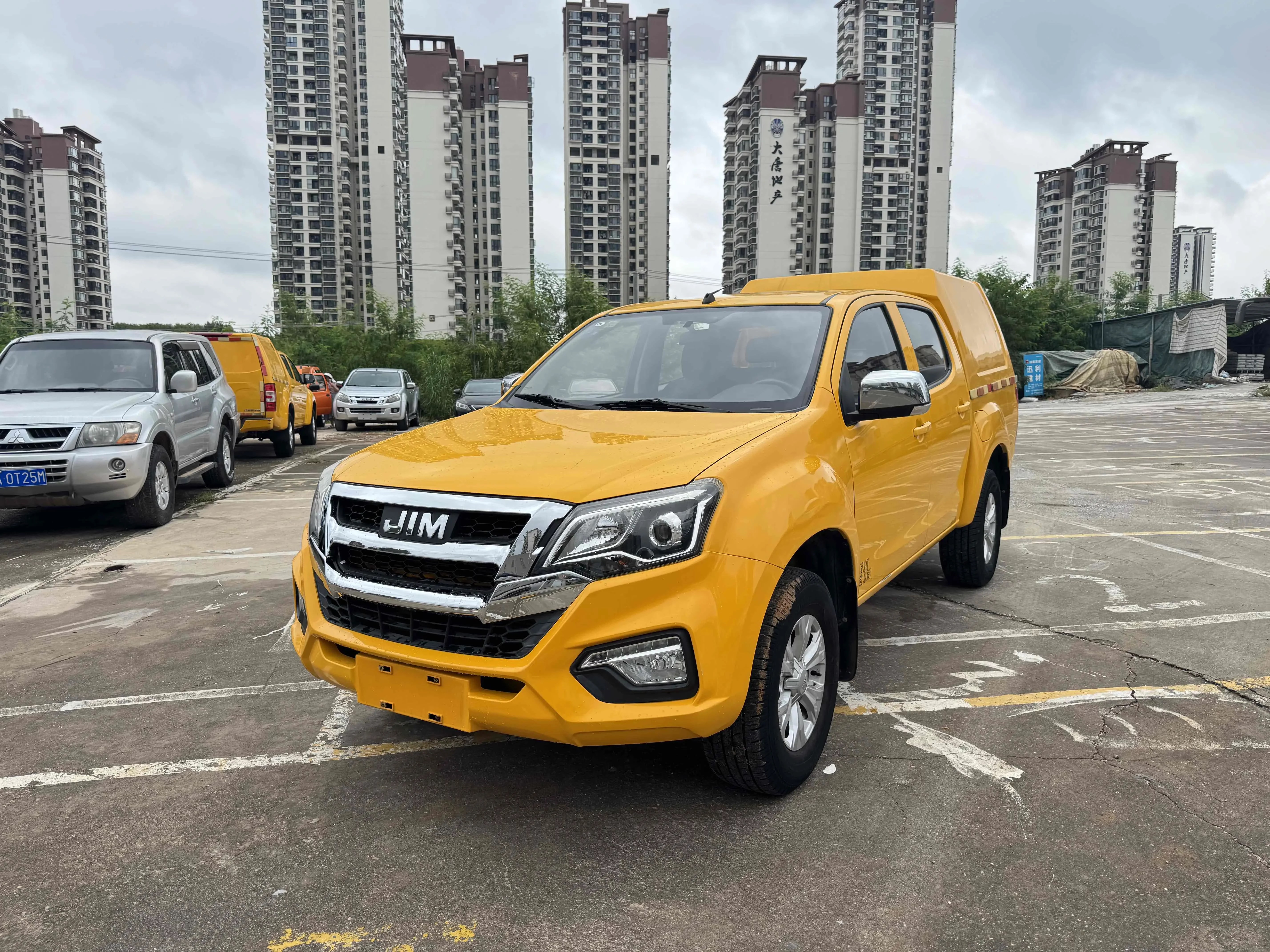 Isuzu RE-MAX