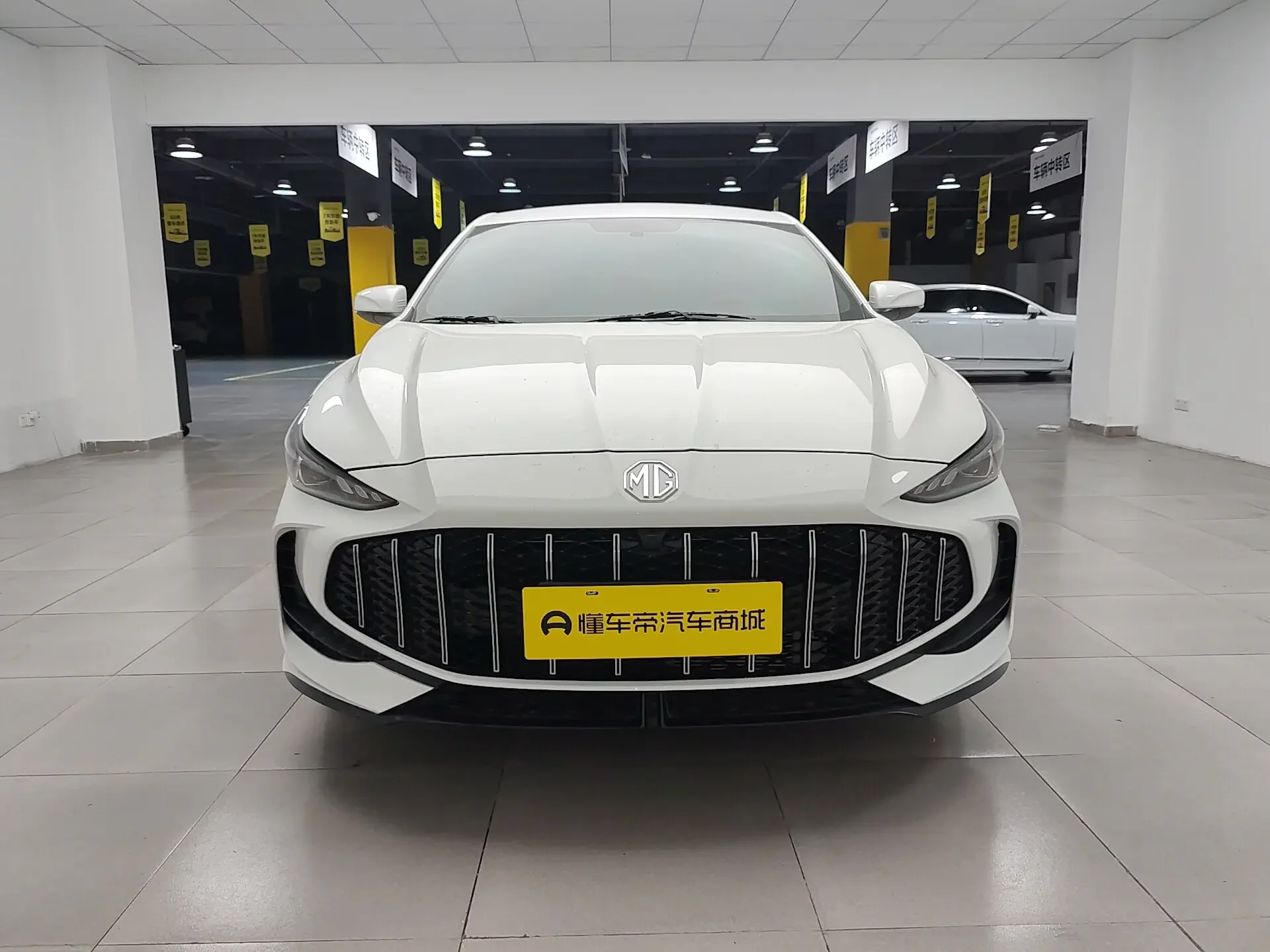 MG 5