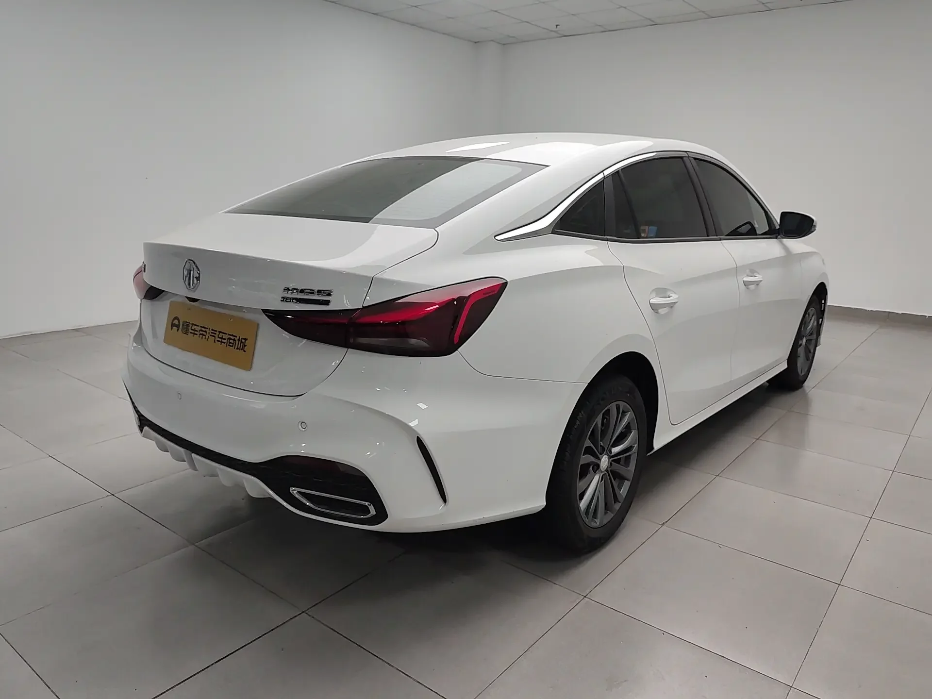 MG 5