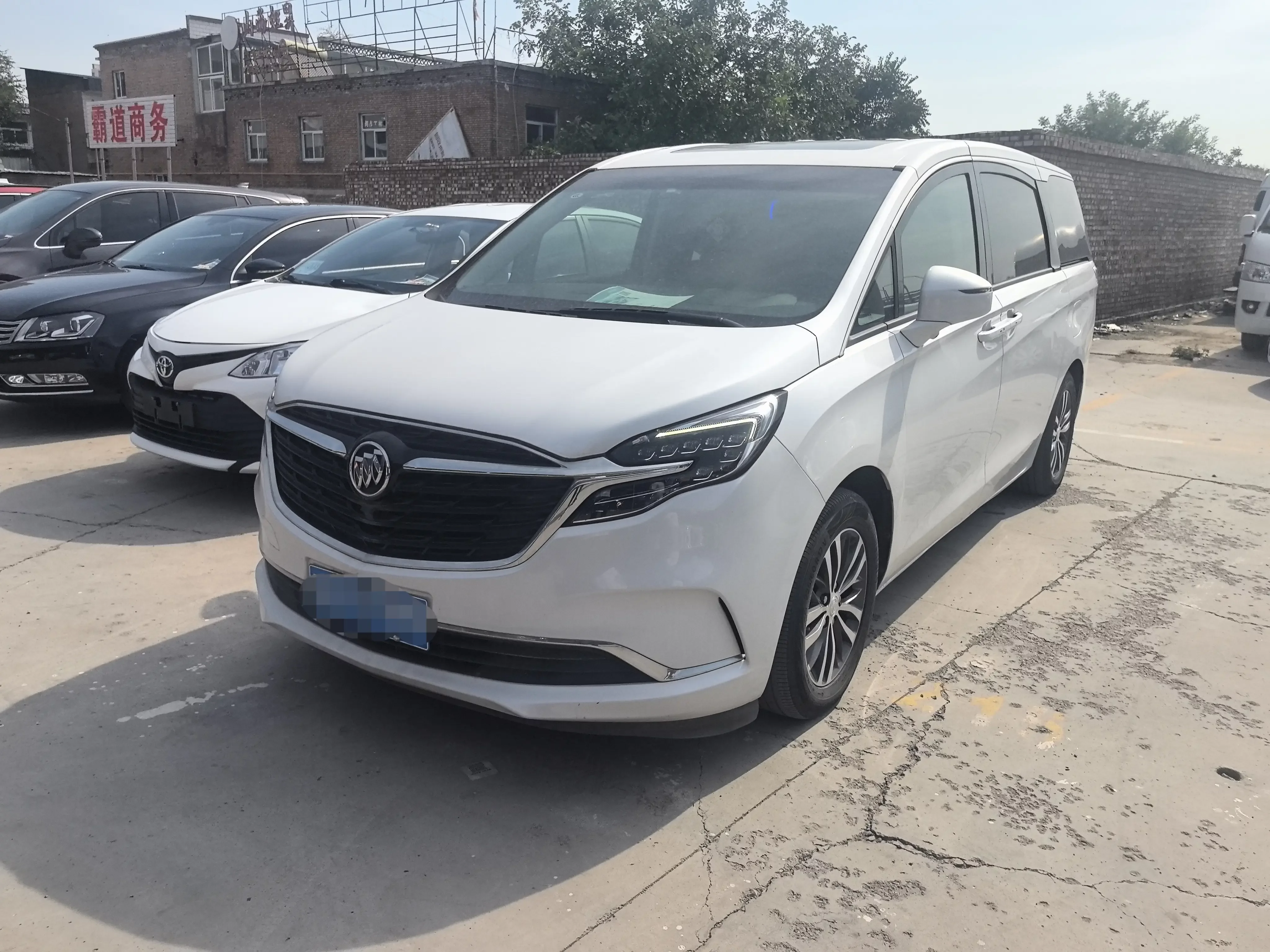 Buick GL8