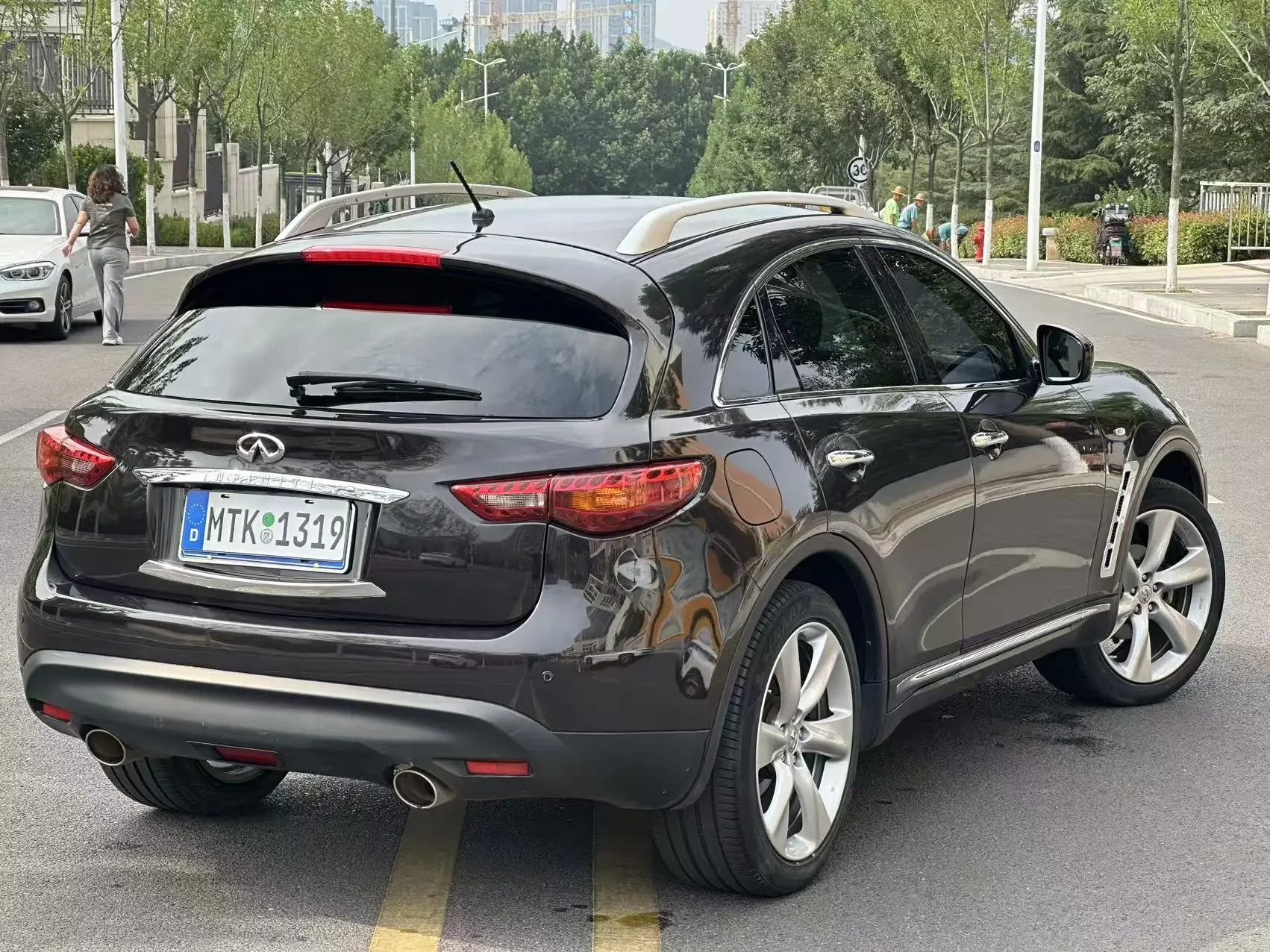Infiniti FX