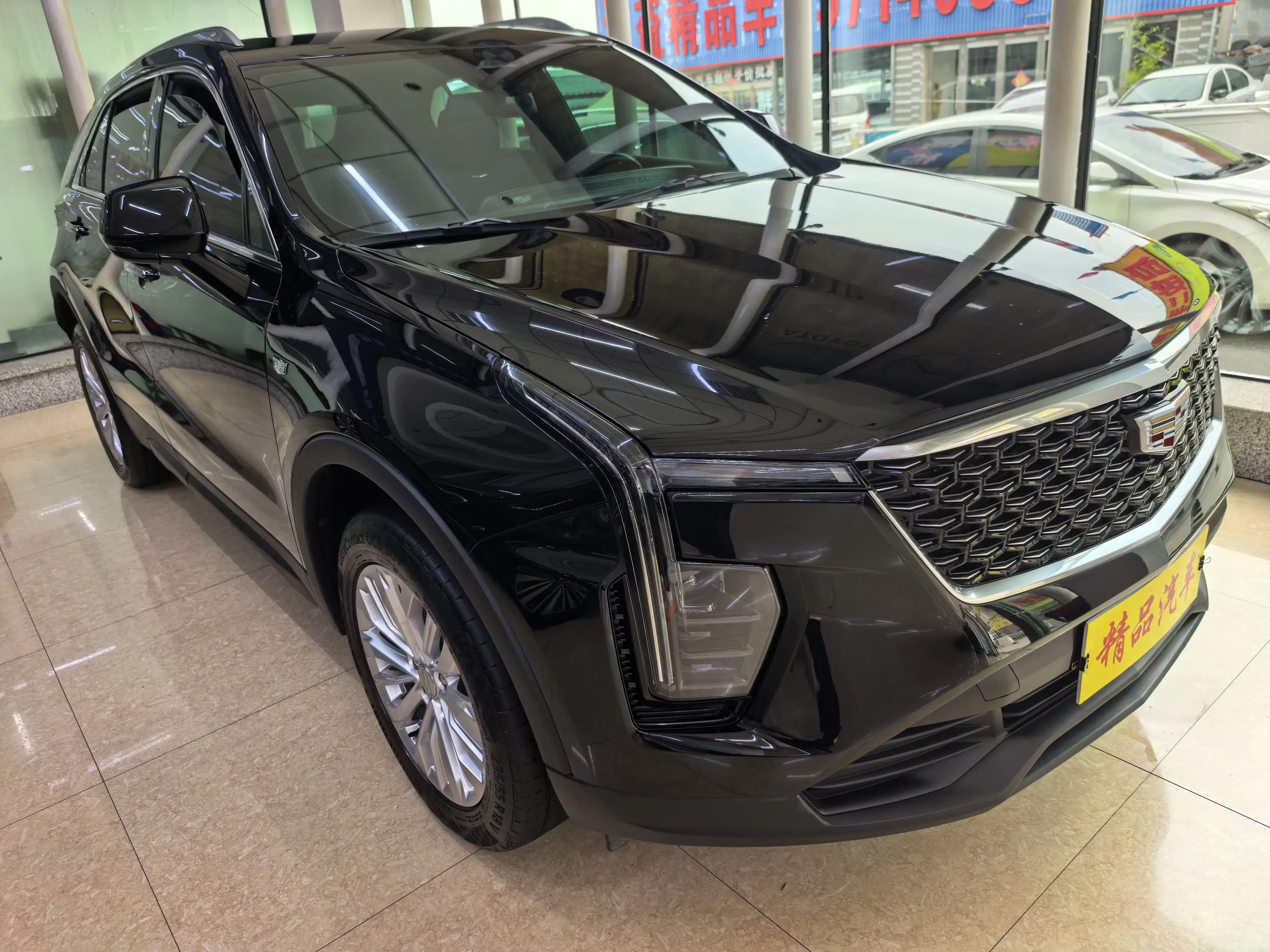 Cadillac XT4