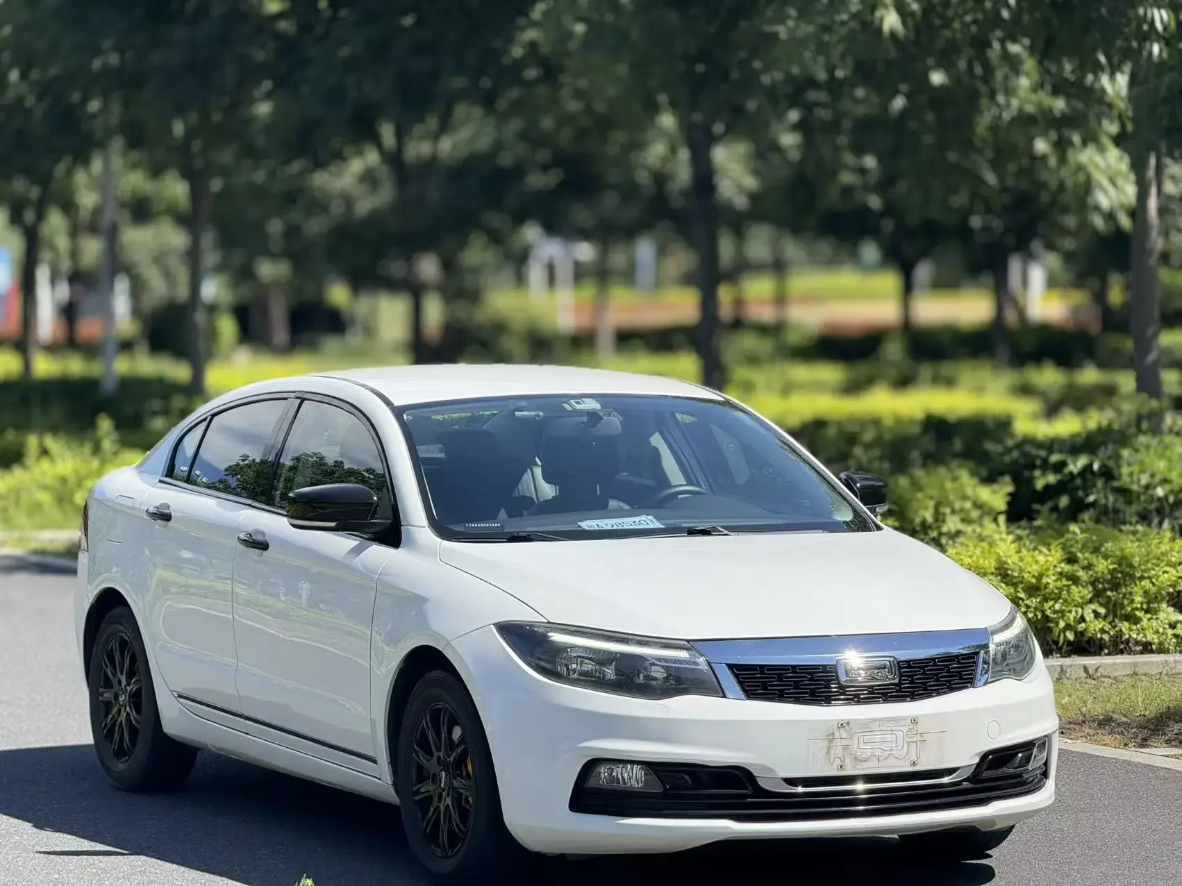 Qoros 3