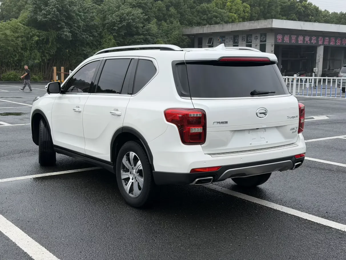 GAC Trumpchi GS7