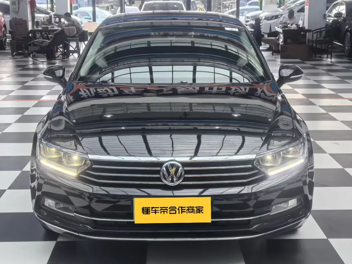 Volkswagen Magotan
