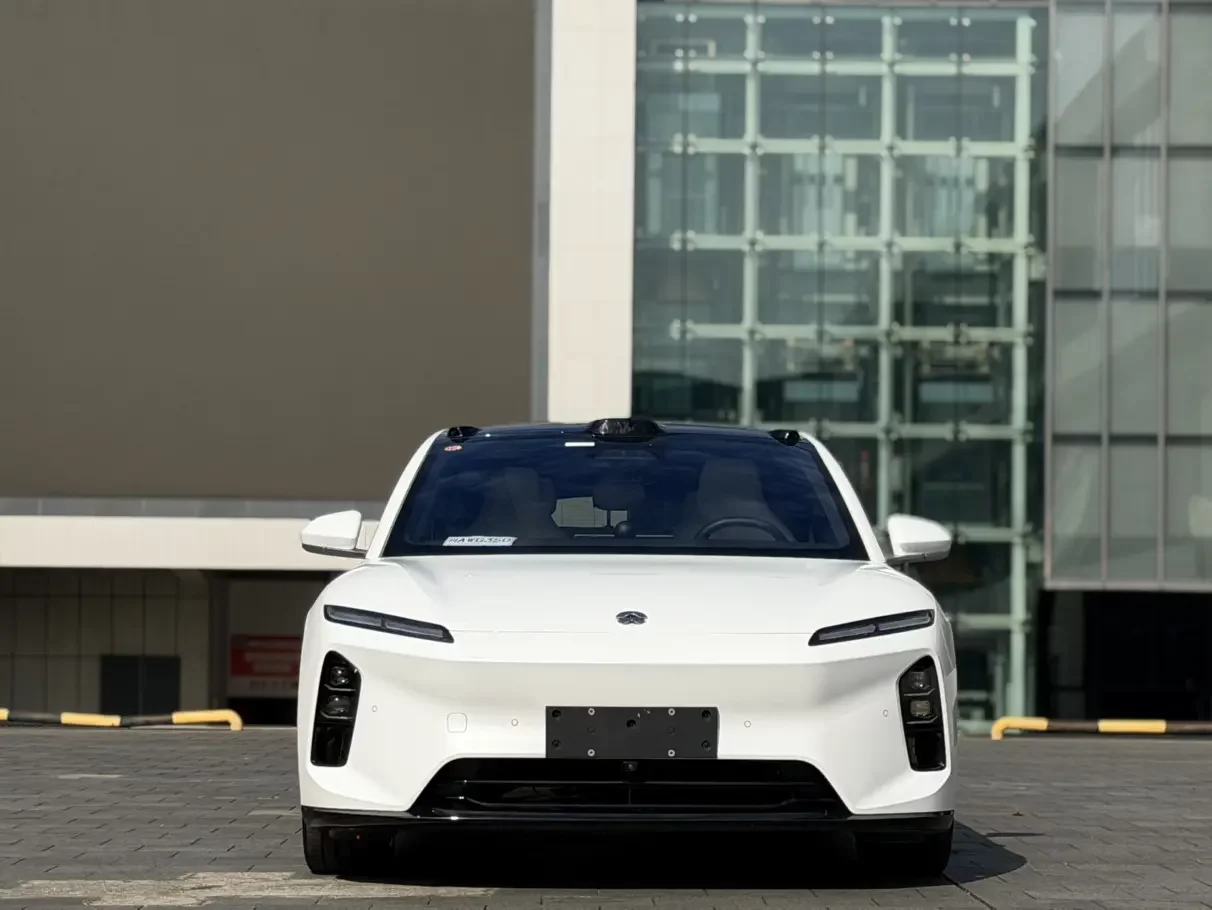 NIO ET5T