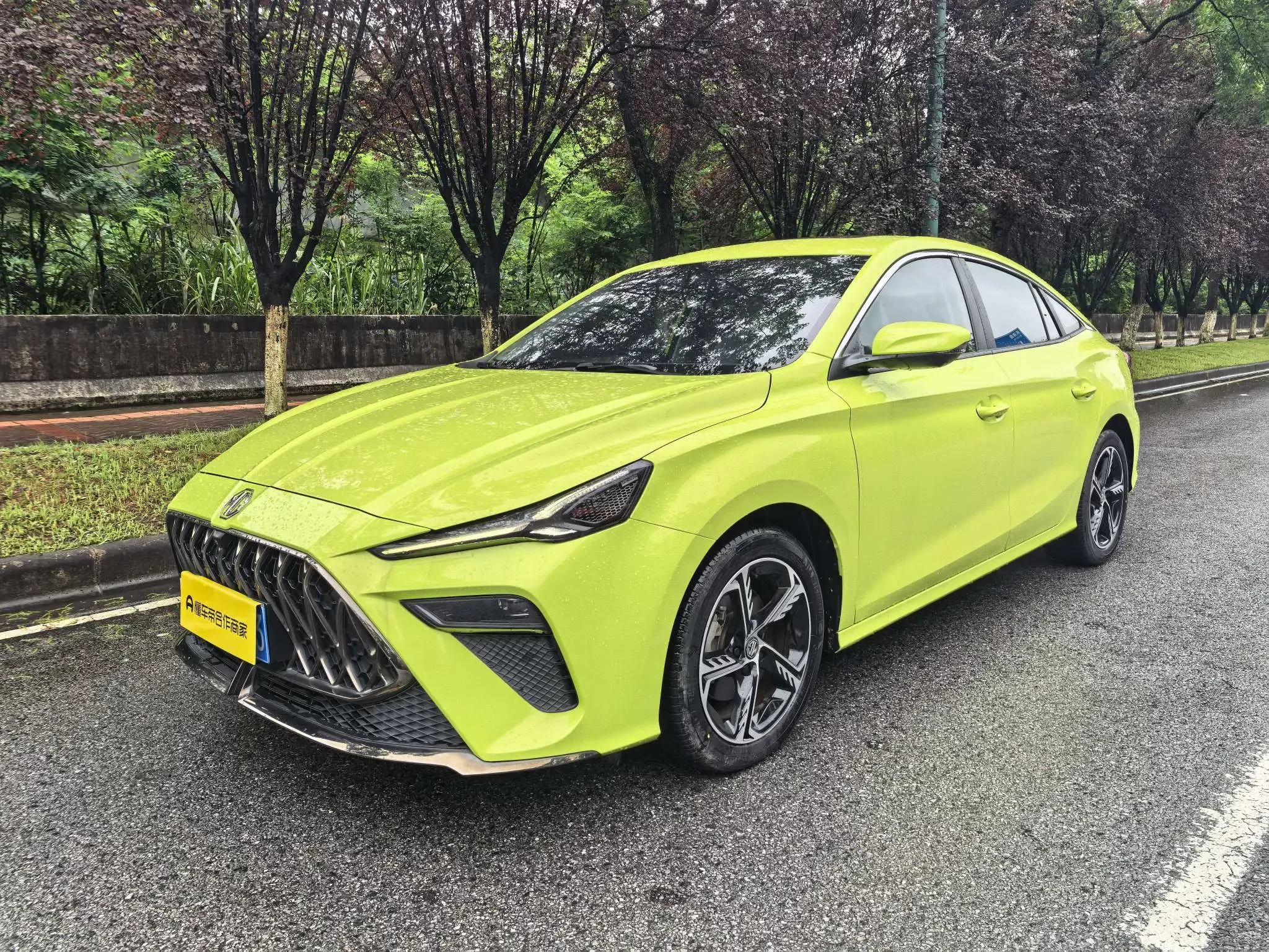 MG 5 Scorpio