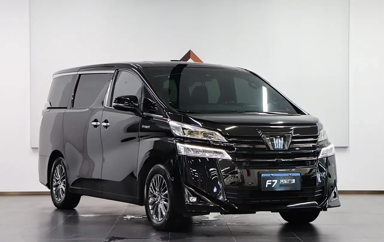 Toyota Crown Wellfire