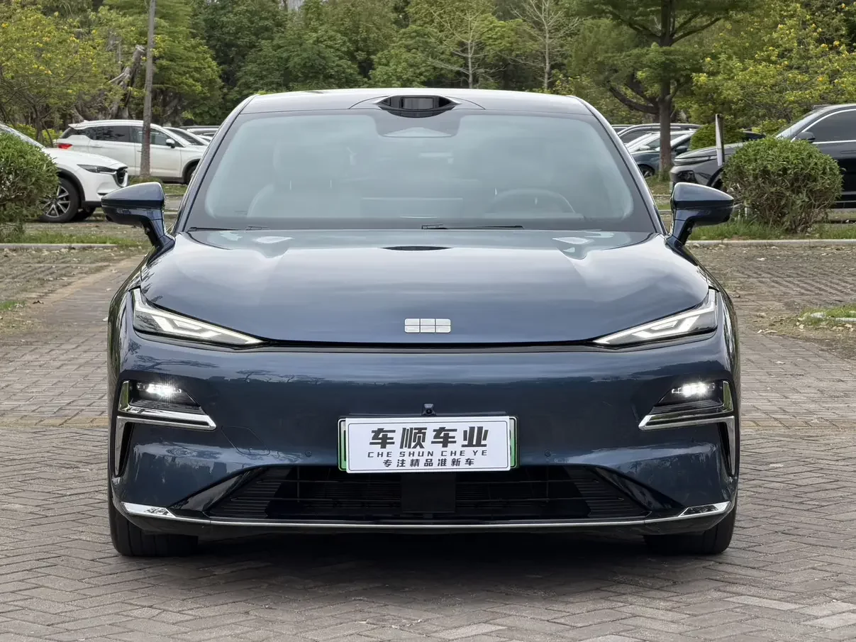 Geely Galaxy Star 8 PHEV