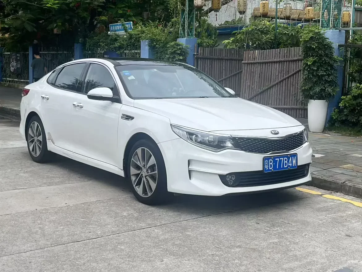Kia K5