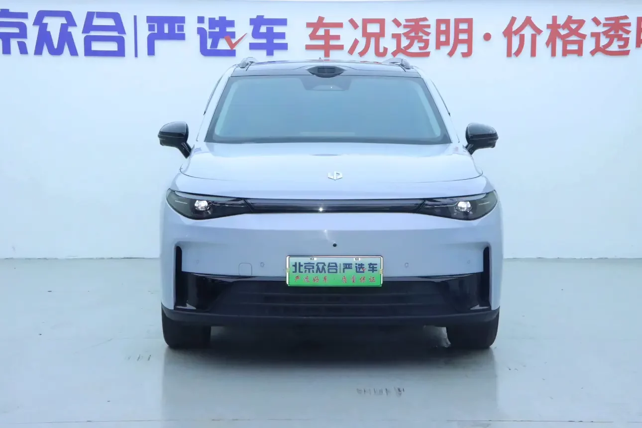 Leapmotor C16