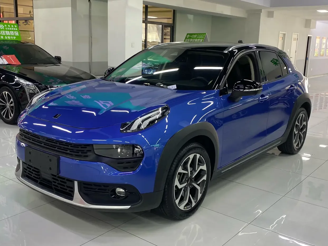 Lynk & Co 02