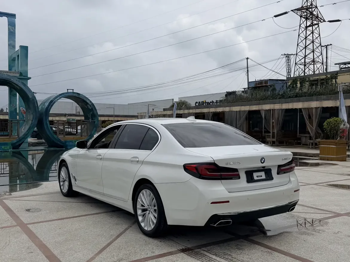 BMW 5 Series PHEV