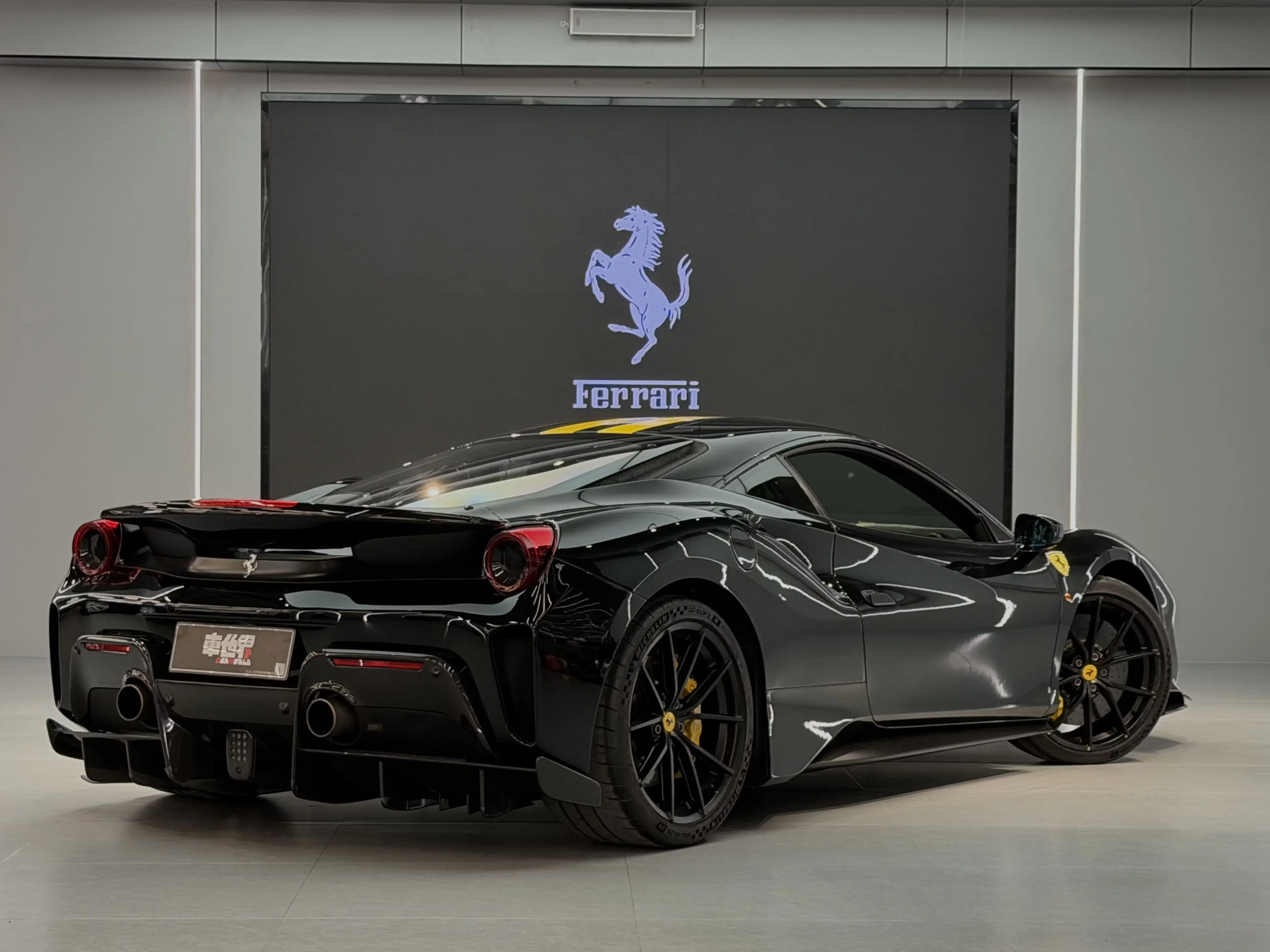Ferrari 488