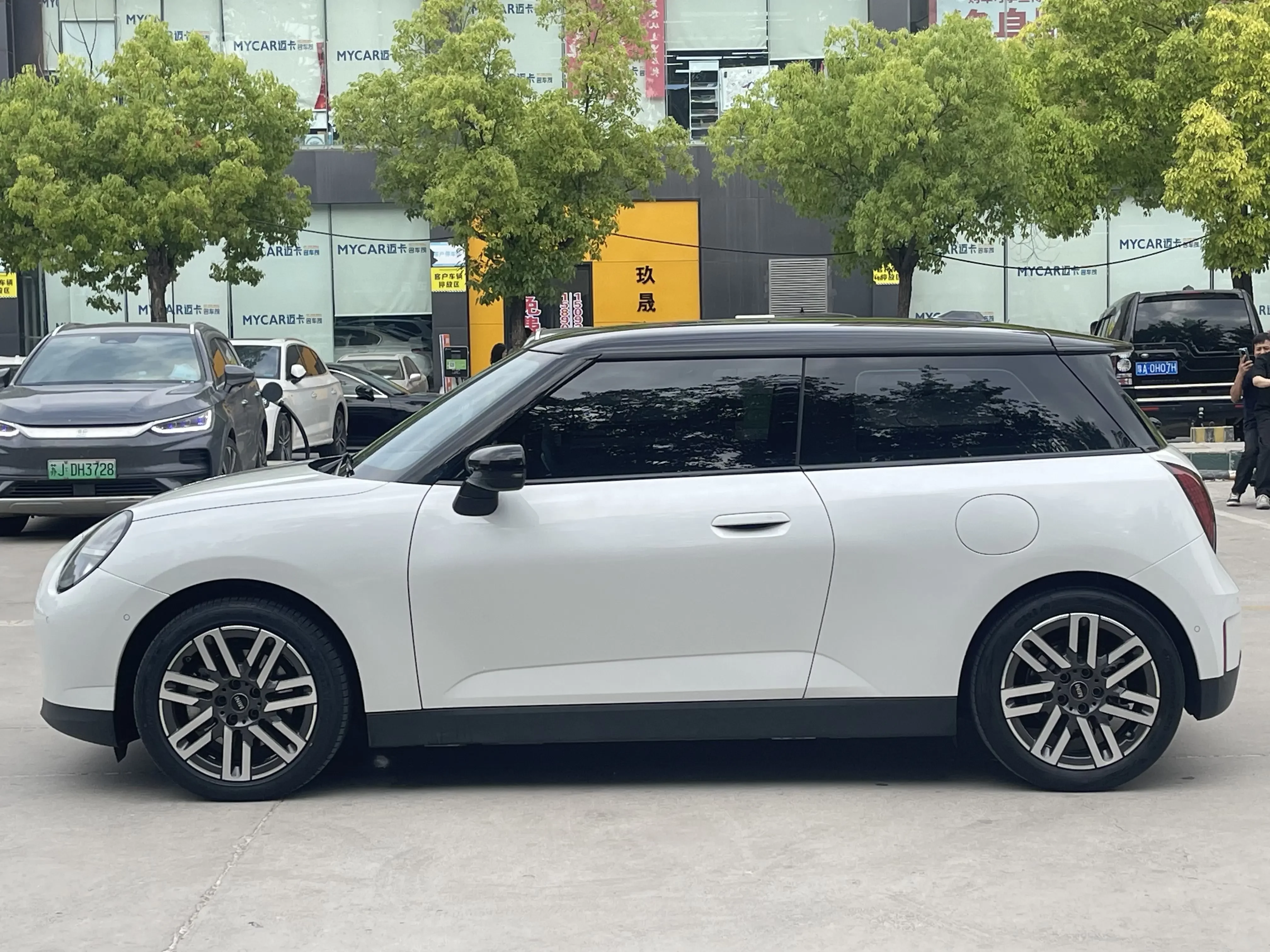 MINI ELECTRIC  COOPER