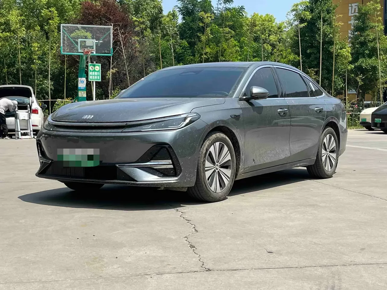 Geely Galaxy A7 EM