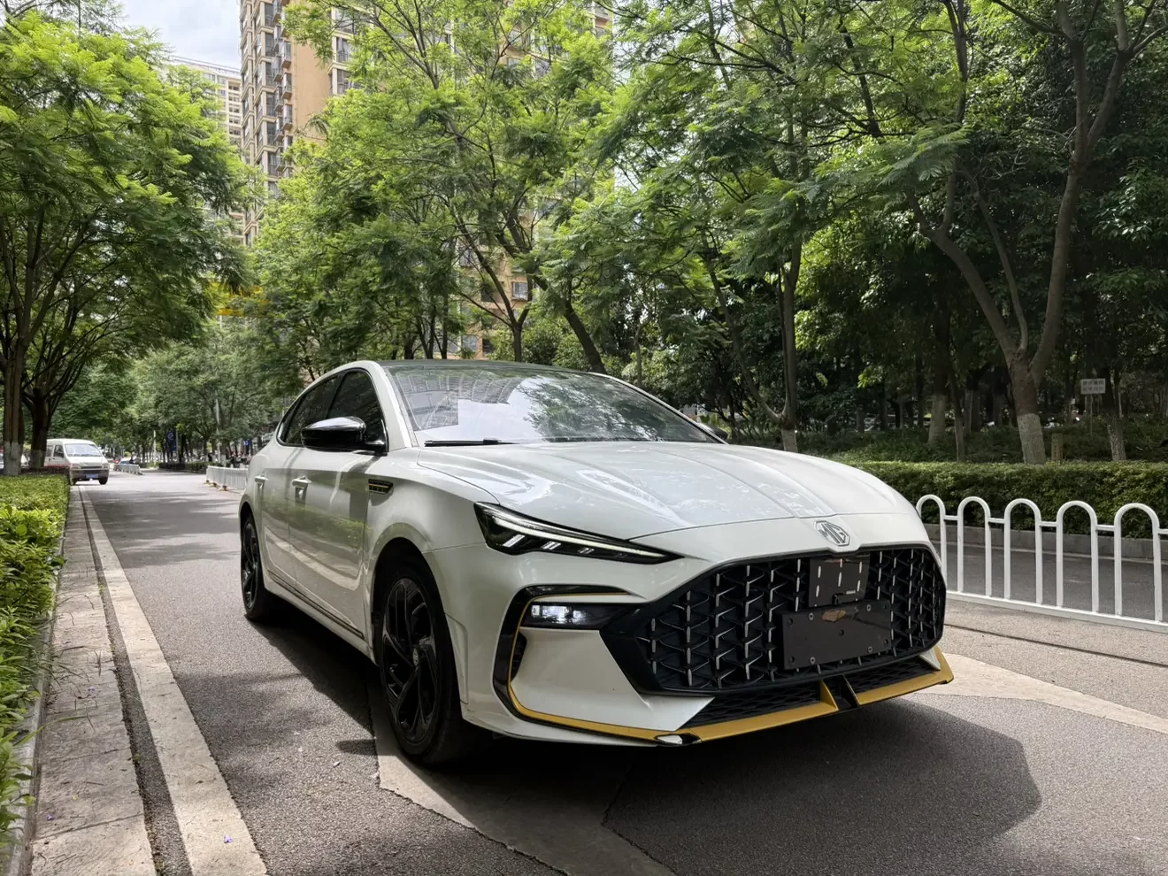 MG 6