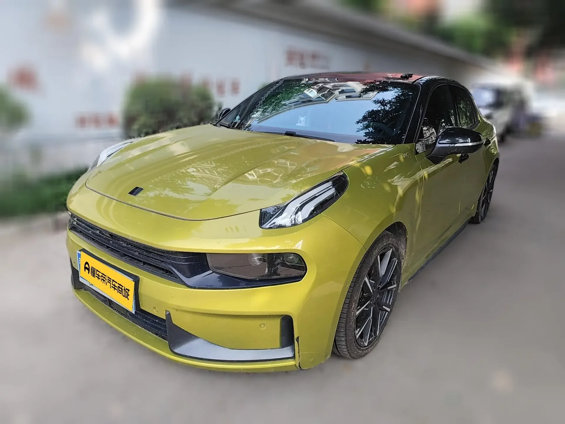 Lynk & Co 03