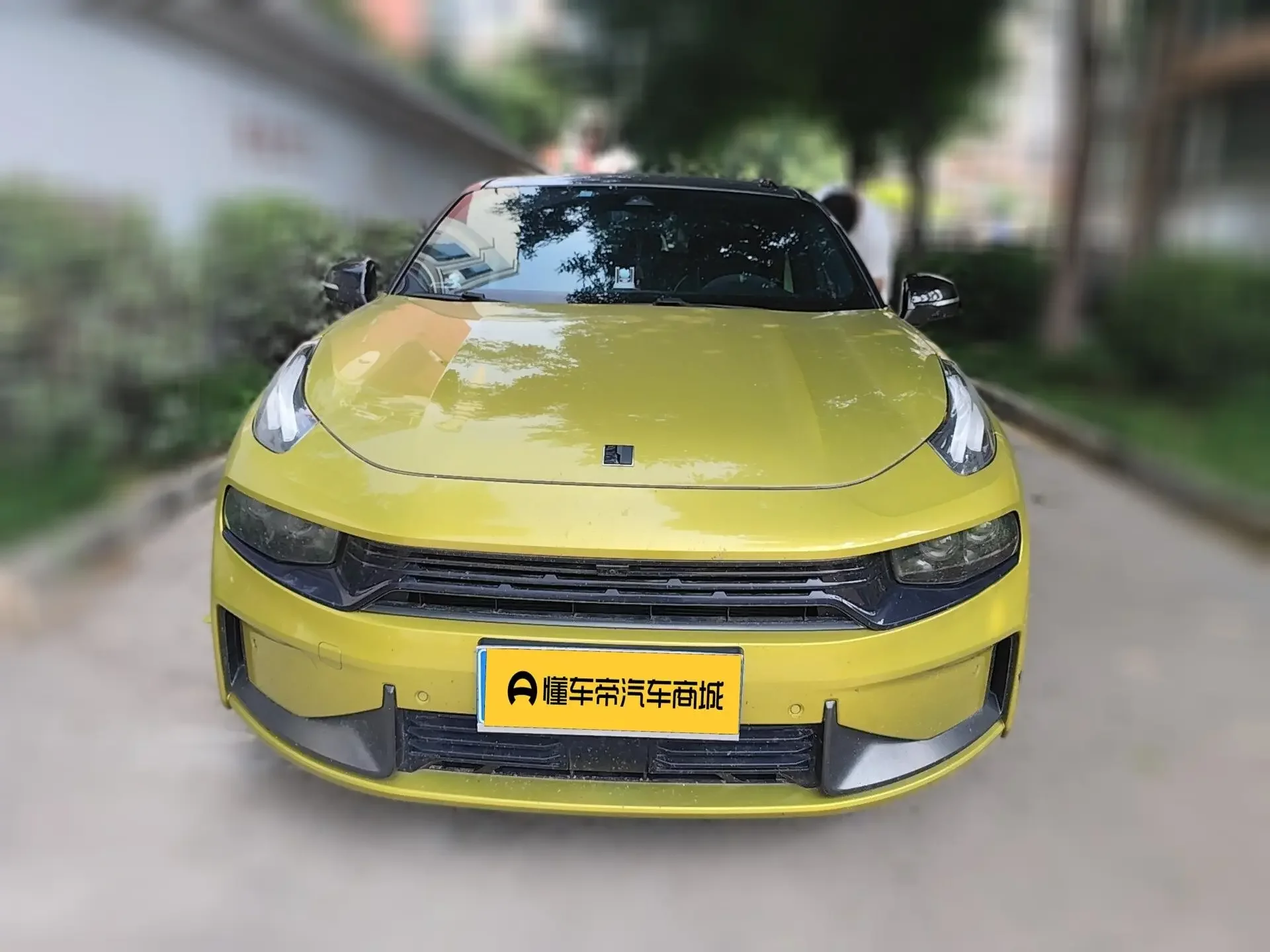 Lynk & Co 03