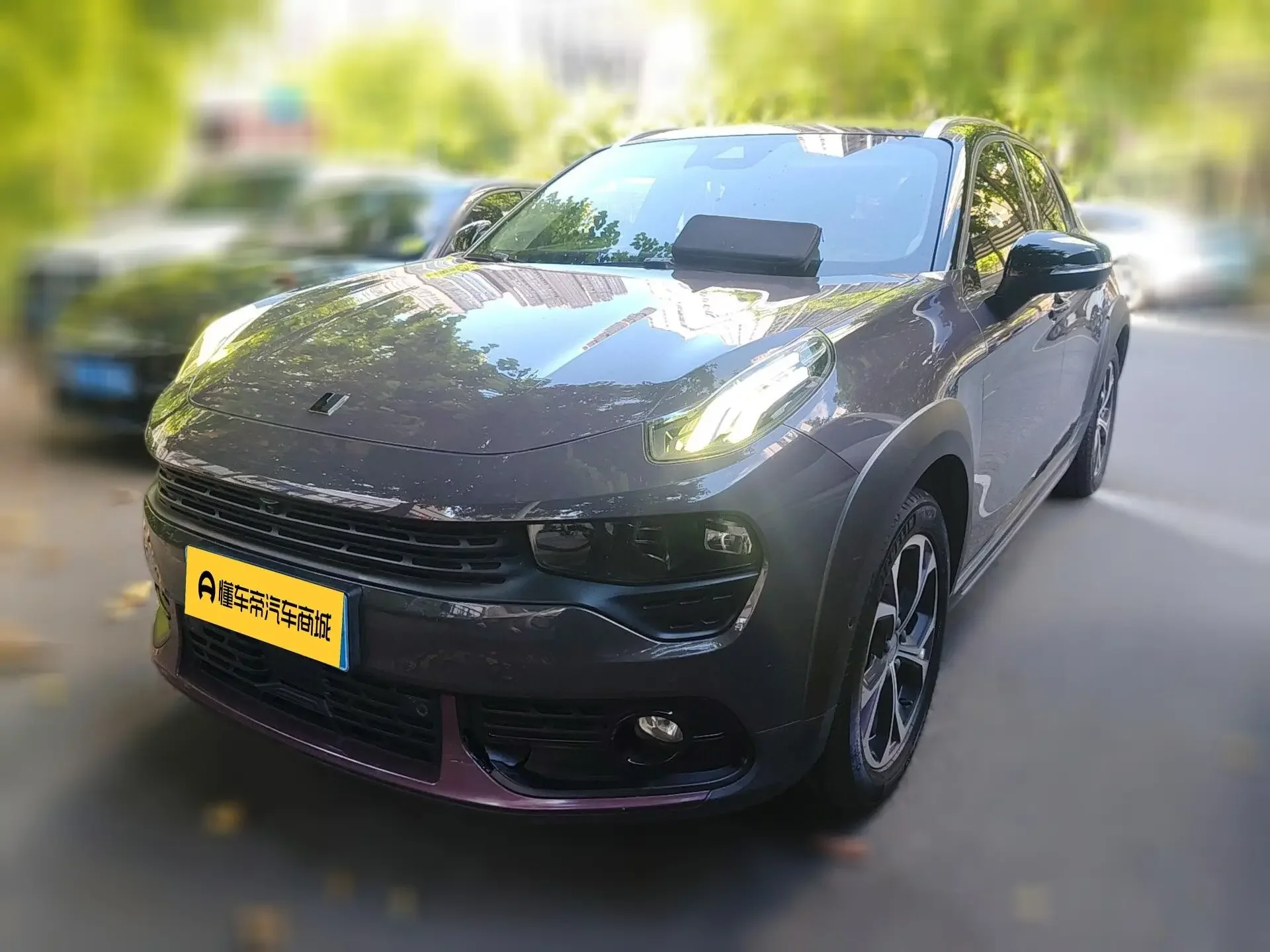 Lynk & Co 02