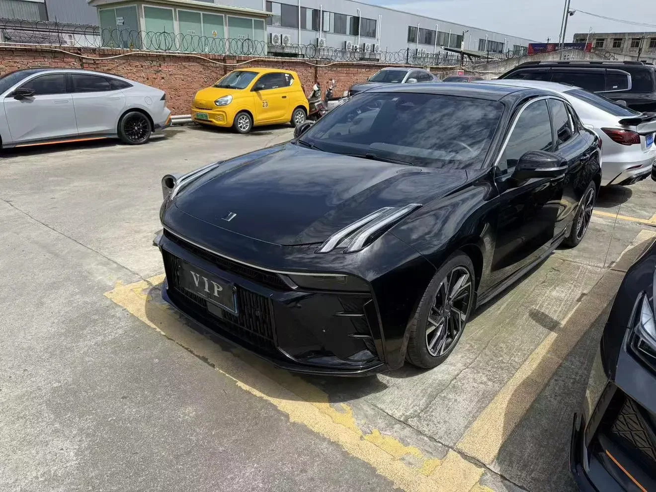 Lynk & Co 03