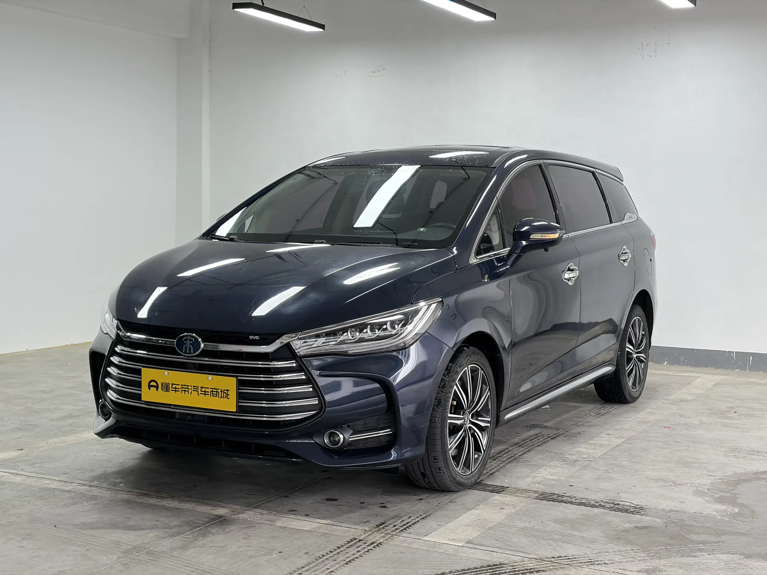 BYD Song MAX DM