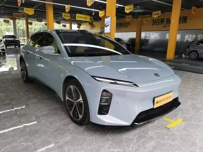 NIO ET5T