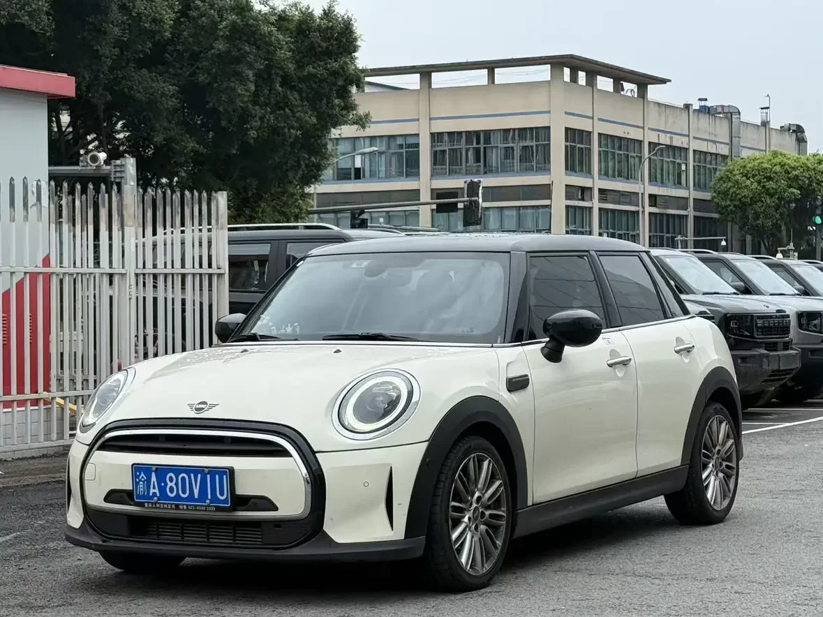 MINI 