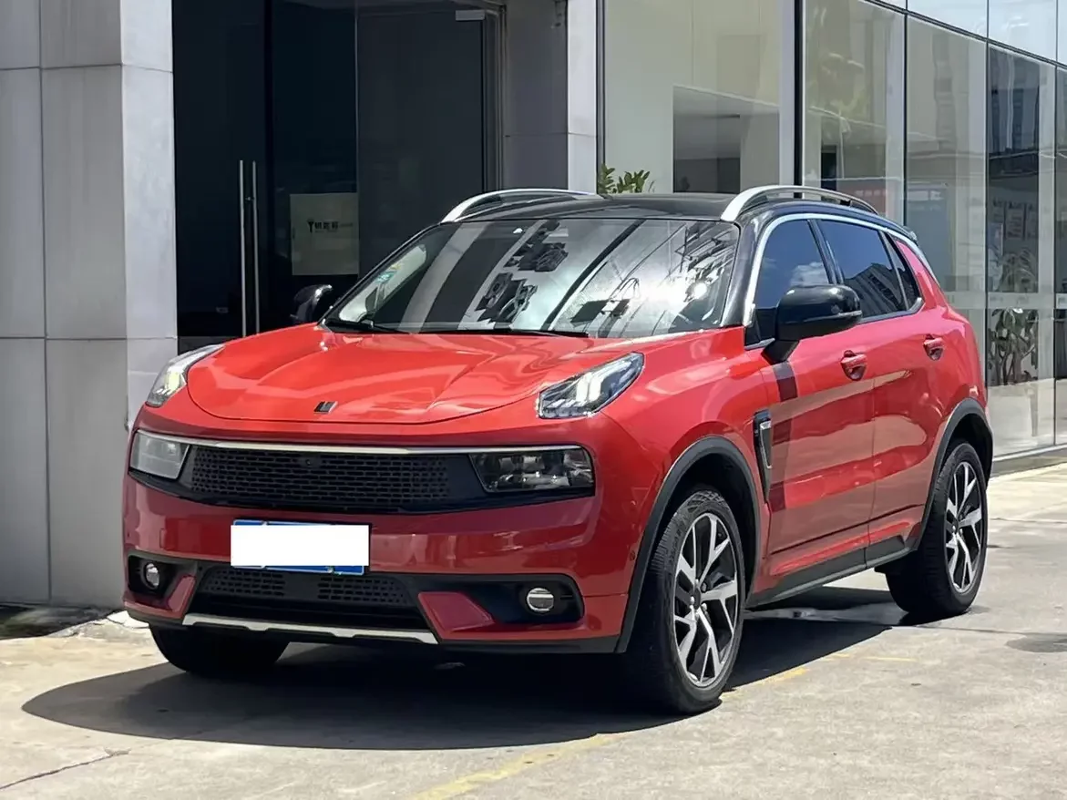 Lynk & Co 01