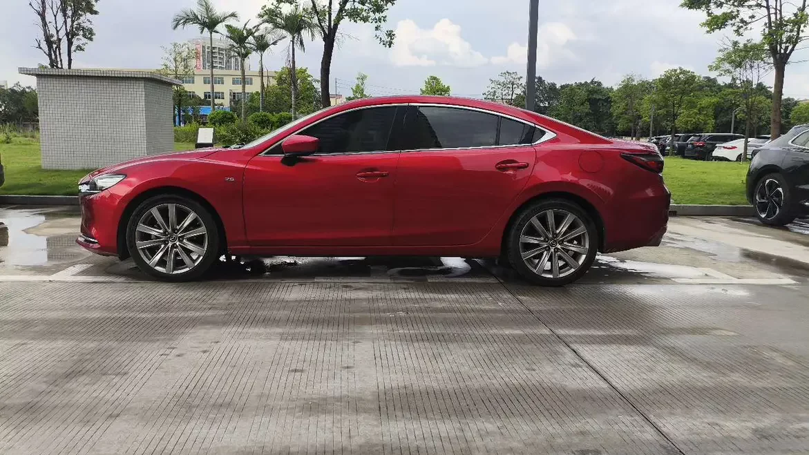 Mazda Atenza