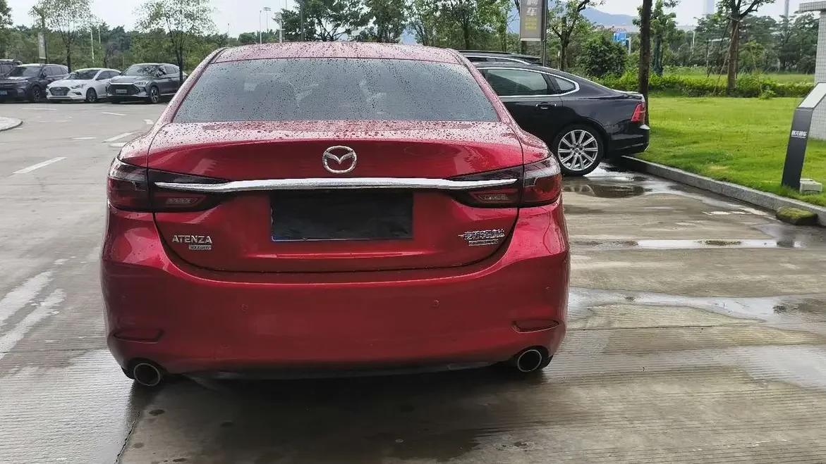 Mazda Atenza